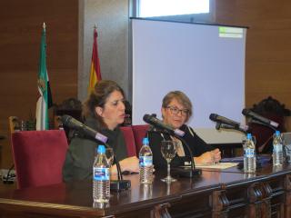 La letrada del CGPJ Ana María Carrascosa y la juez de mediación provincial María Luz Charco